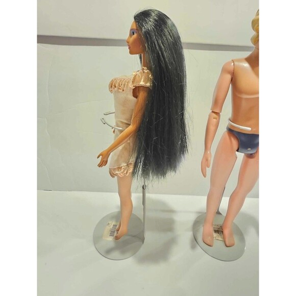 Pocahontas Color Splash Hair John Smith Disney Barbie Dolls 1995 Lot of 2 - Picture 5 of 11